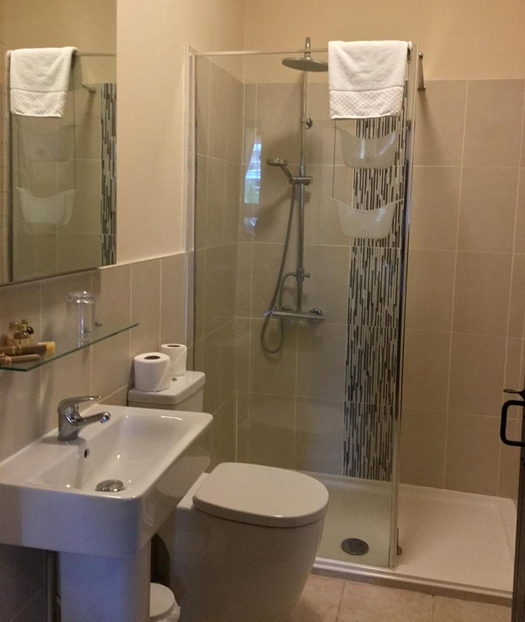 Carrick'S At Castle Farm Hotel Swanton Morley ภายนอก รูปภาพ