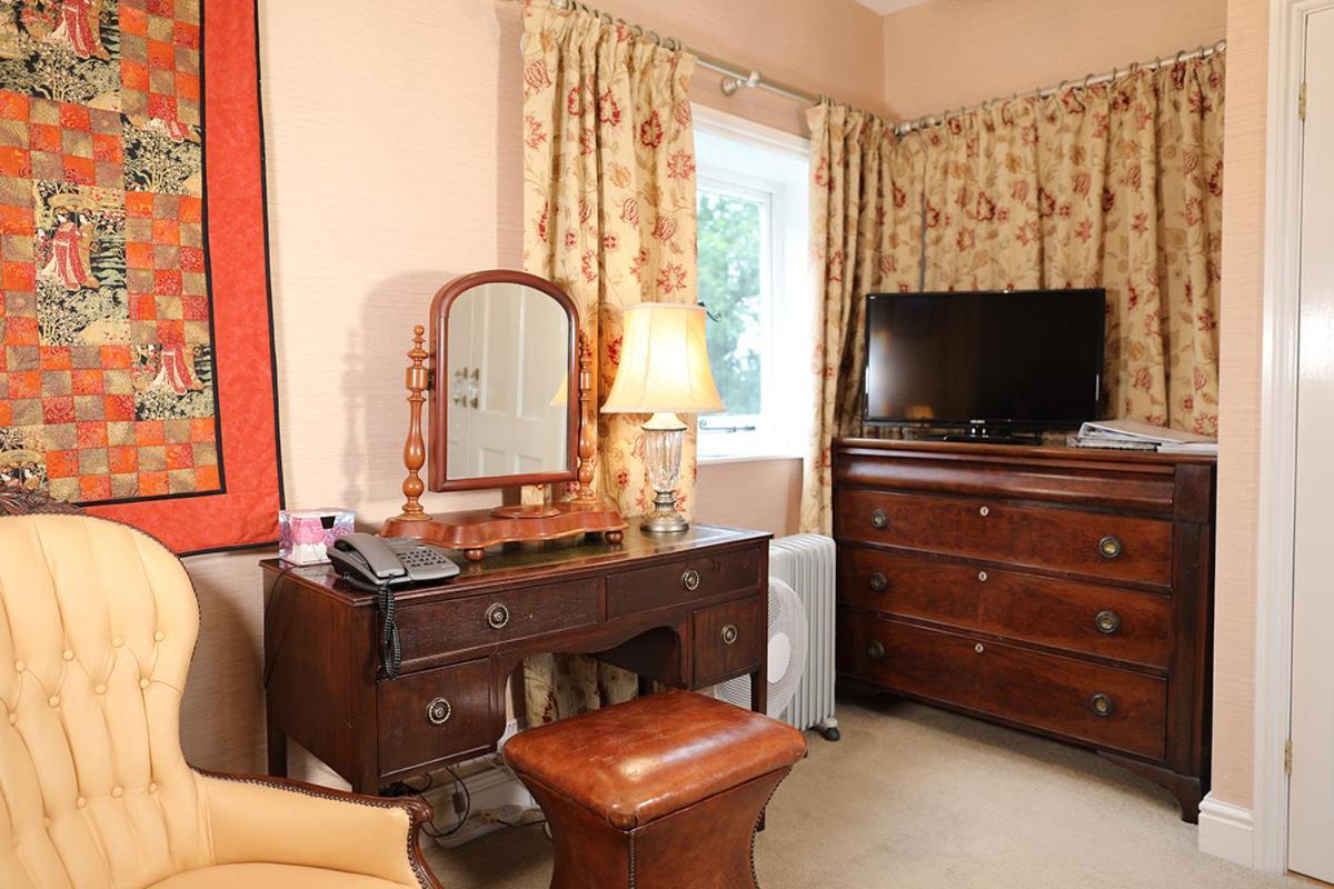 Carrick'S At Castle Farm Hotel Swanton Morley ภายนอก รูปภาพ