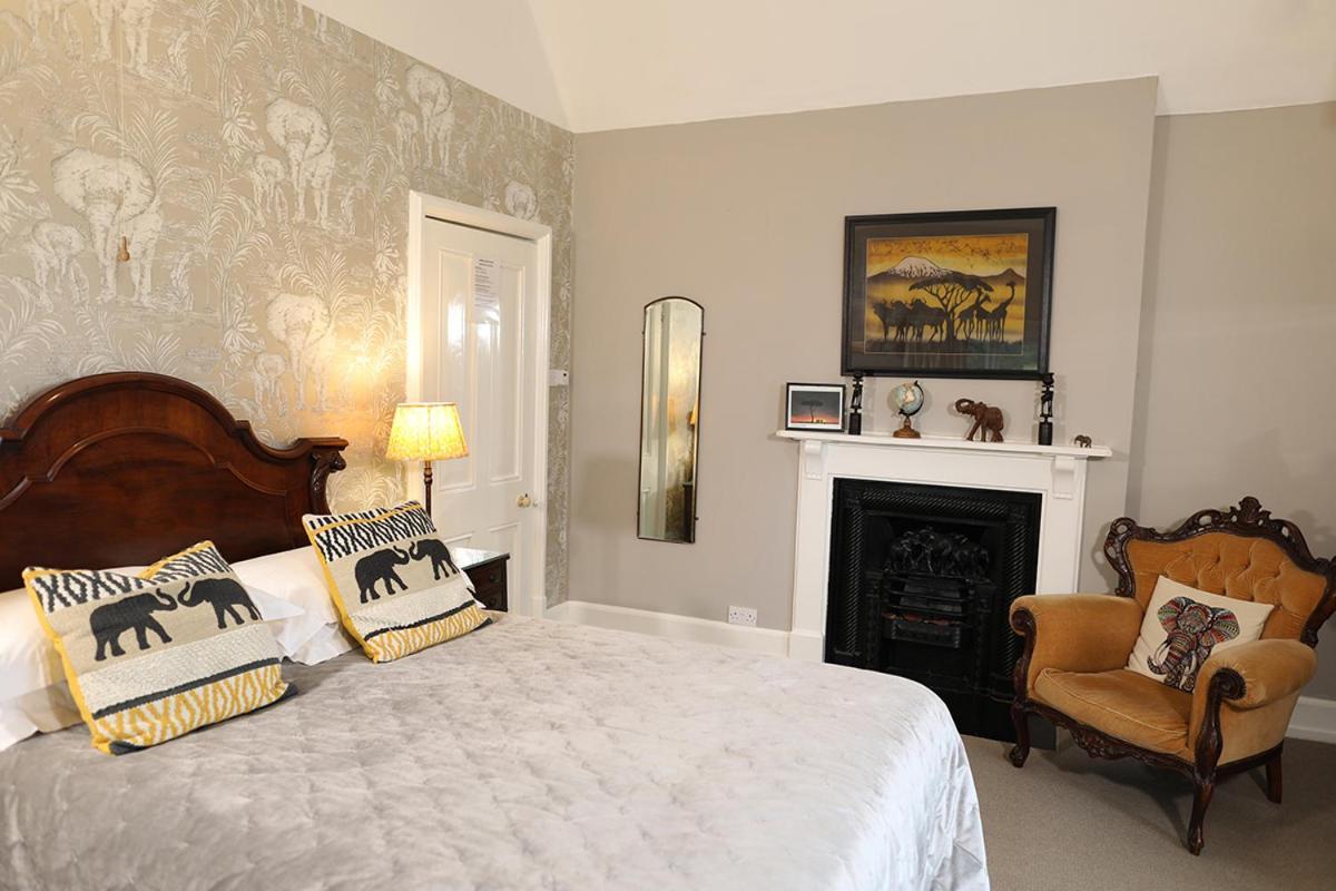 Carrick'S At Castle Farm Hotel Swanton Morley ภายนอก รูปภาพ